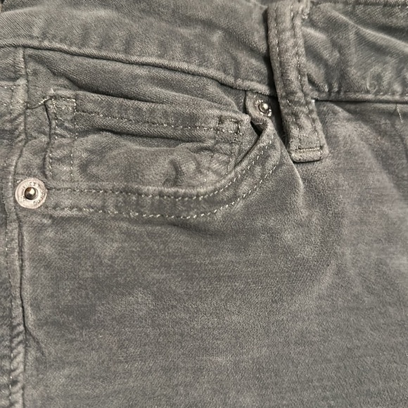 Lucky Brand Ava Super Skinny‎ Velvet Pant Shadow Mint Size 6/28 7W14198 - Picture 4 of 13